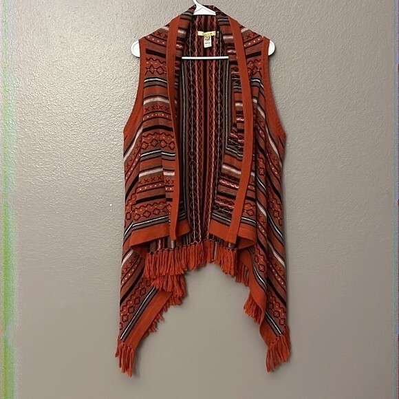 Cecico Womans Open Front Asymmetrical Sweater Vest With Fringe Rust Terra Cotta - Picture 2 of 9